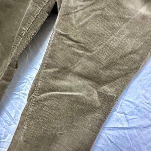 NWOT Loft Moss Green Curvy Bootcut Corduroy Pants. Size 27 (4).